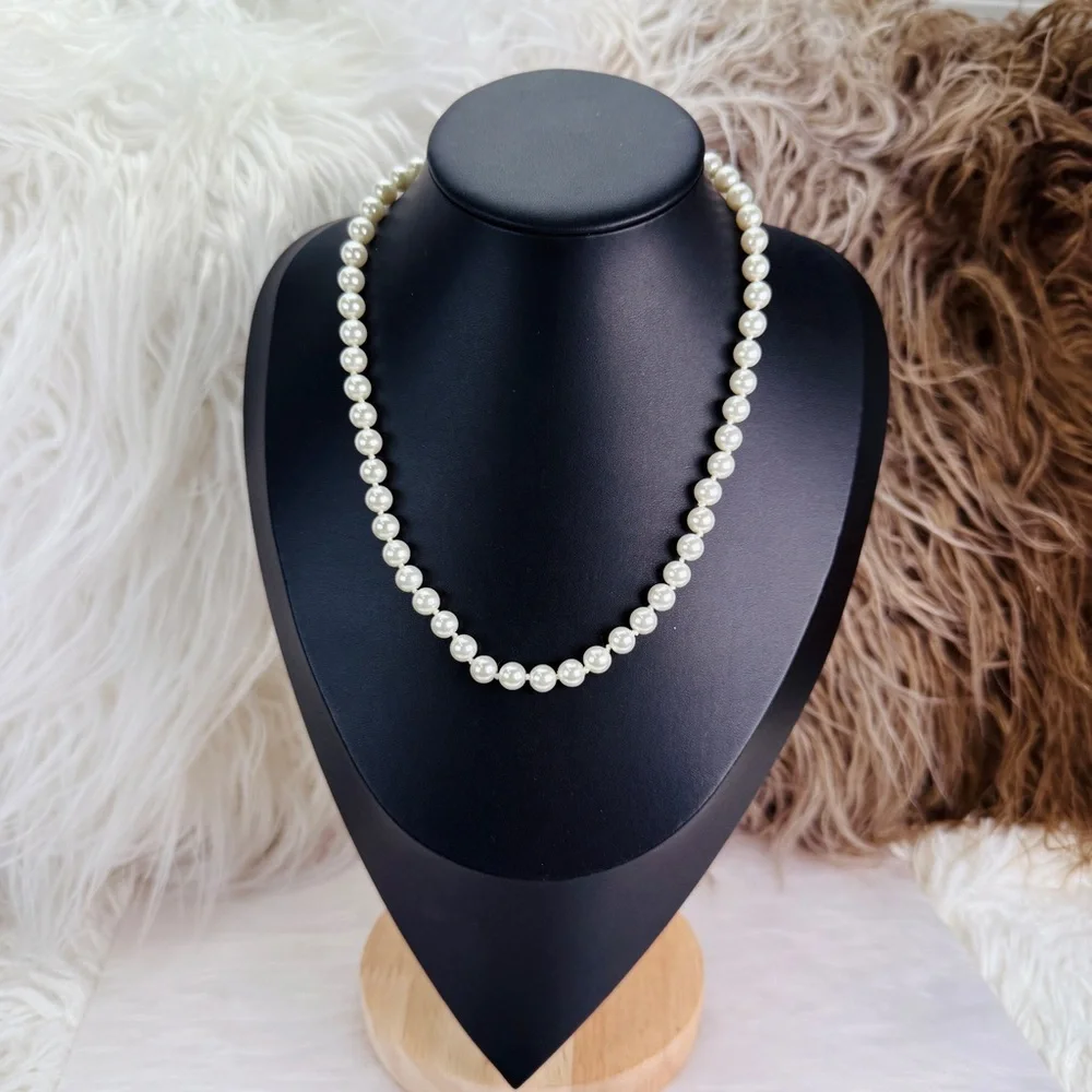 Vintage small knotted in between pearl necklace